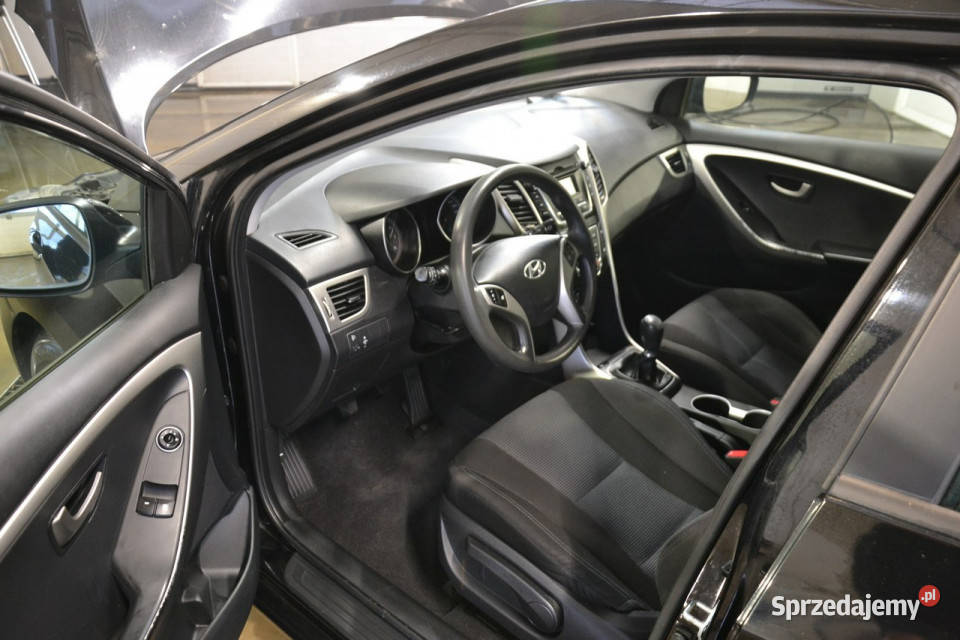 Hyundai i30 14 benzyna 100 ledy klimatyzacja małopolskie Kęty