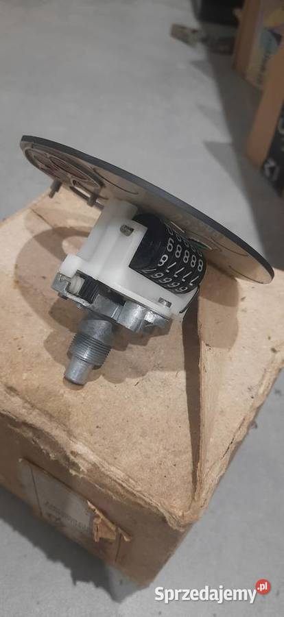 Licznik Fiat 126p pierwsza seria Luborzyca