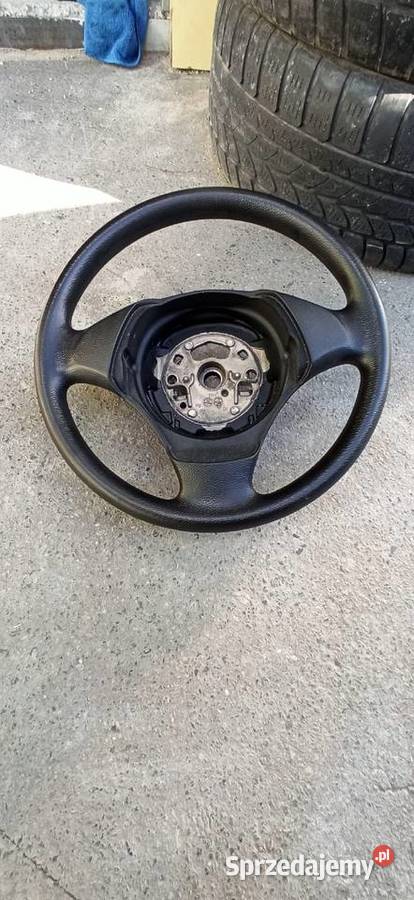 kierownica BMW e90 Wyposażenie wnętrza