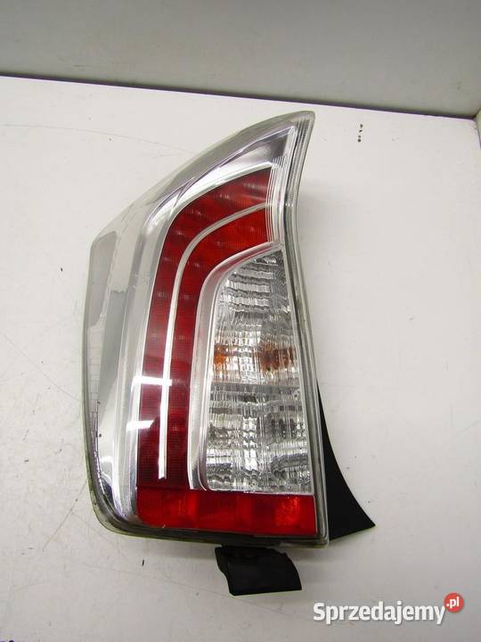 LAMPA TYLNA LEWY TYŁ LED TOYOTA PRIUS III LIFT