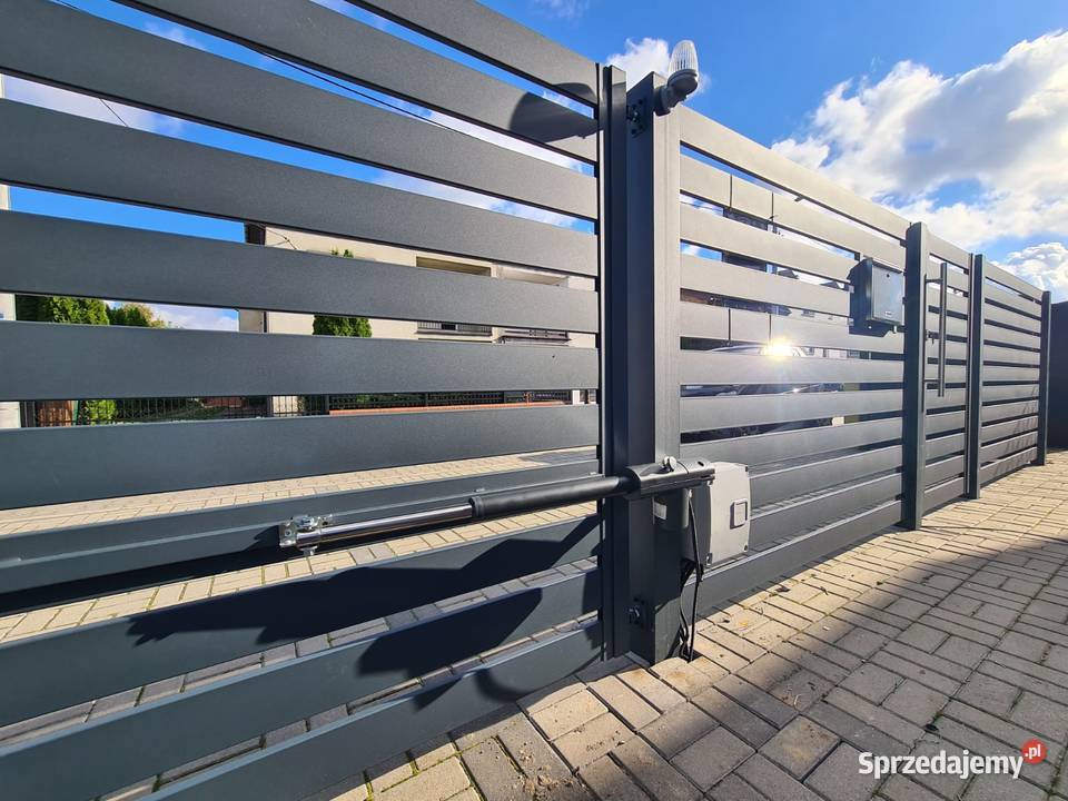 Brama skrzydłowa 300x120 nowoczesne ogrodzenia skrzydłowa Wrocław