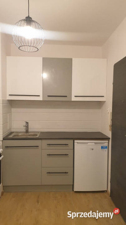 Przytulna kawalerka blok z CO i windą Bytom 5518zł/m2