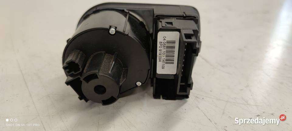 WŁĄCZNIK ŚWIATEŁ AUDI A3 8P LIFT 8P2941531BB UK Przystajń