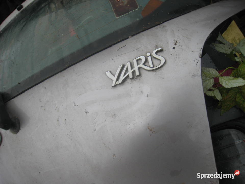klapa tylna tył Toyota Yaris I 9906 szara Kraków sprzedam
