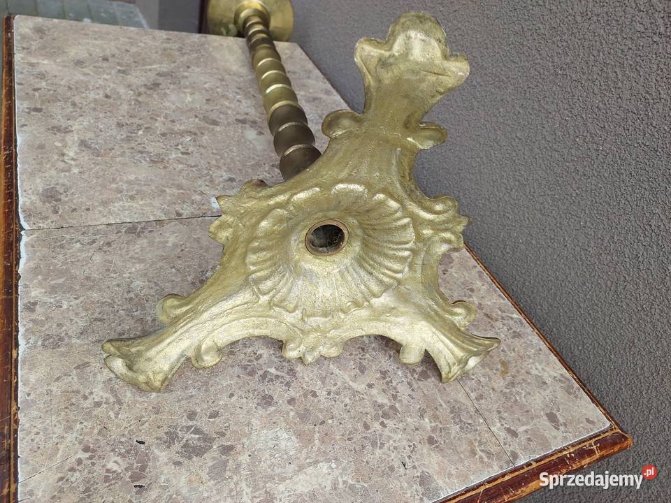 Duży mosiężny świecznik podłogowy paschalny Świeczniki Tczew