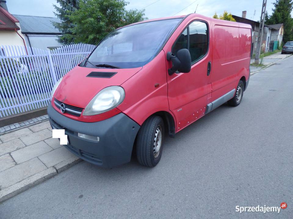 Opel Vivaro furgon 3 osobowy 2001 czerwony Częstochowa