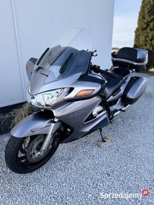 Honda Pan European turystyczny kujawsko-pomorskie Lubanie