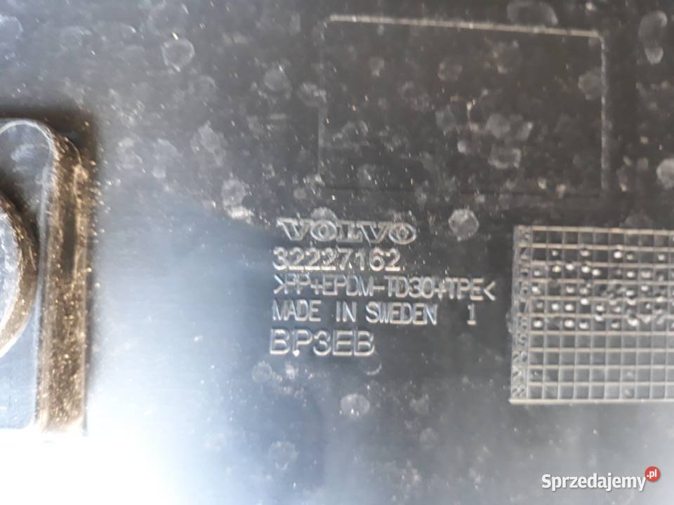 VOLVO XC90 II SPOILER LOTKA KLAPY BAGAŻNIKA Zatom Stary