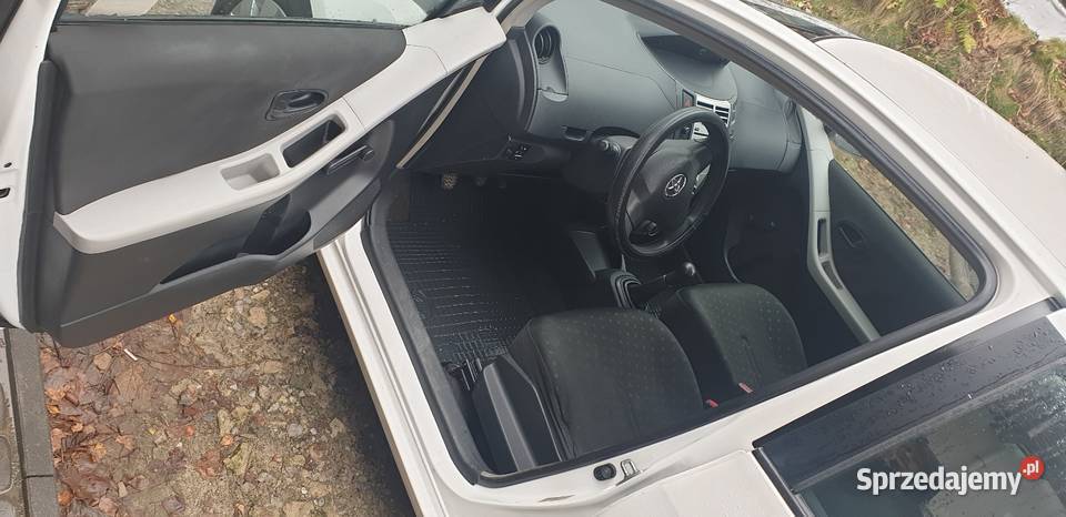 Toyota Yaris II lampy chłodnica części Kraśnik