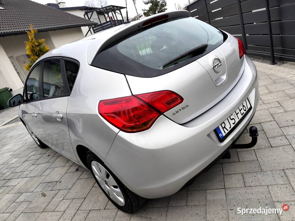 Opel Astra J 17 CDTI 2010 Klima ELketryka diesel Jasło sprzedam
