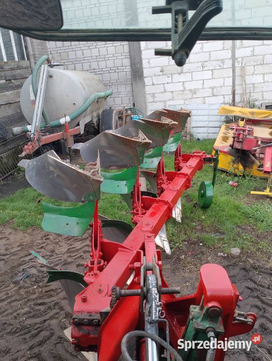 Pługi obrotowe 4 skibowe kverneland Pługi Mokobody