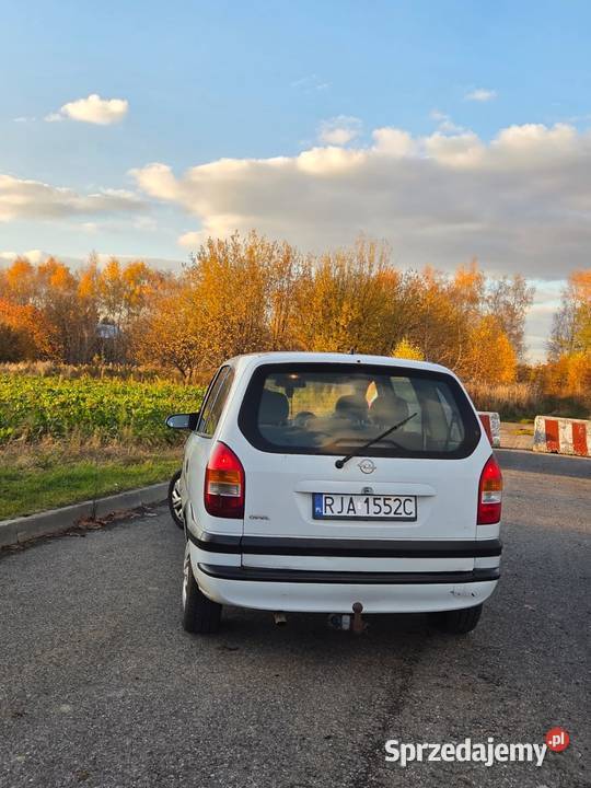 Opel Zafira LPG 7 osobowy w pełni sprawny Tywonia