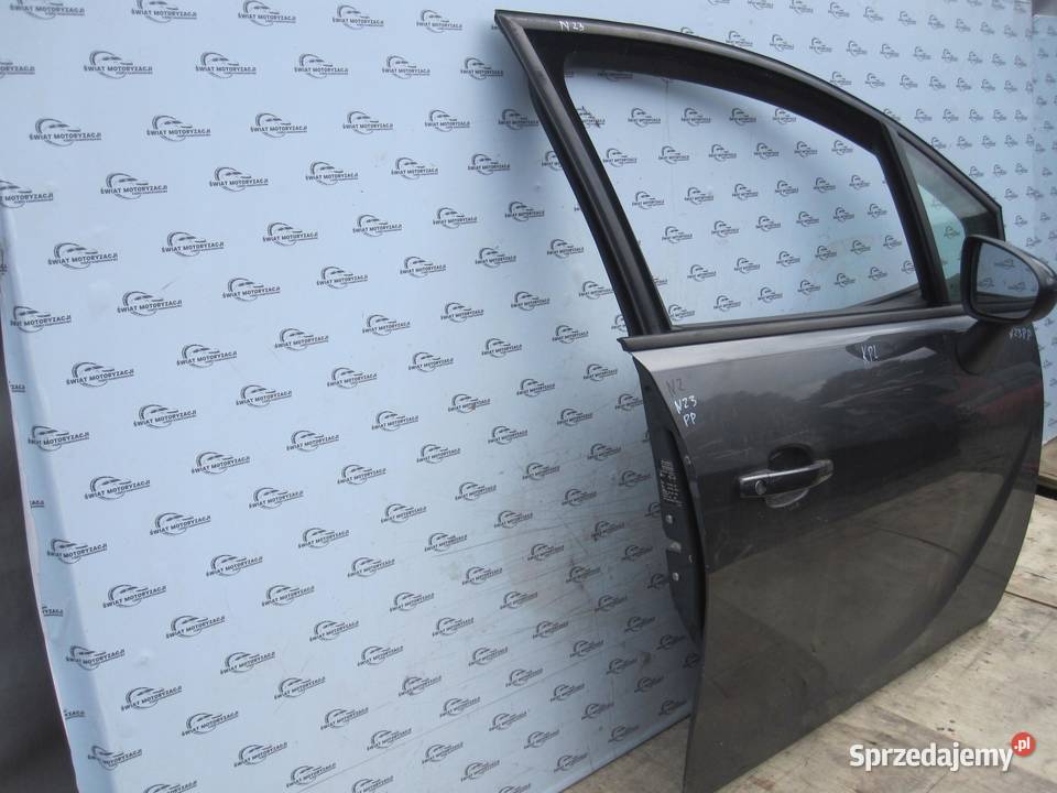 OPEL MERIVA B 10r drzwi prawe przód