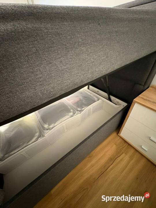 Łóżko tapicerowane 180200