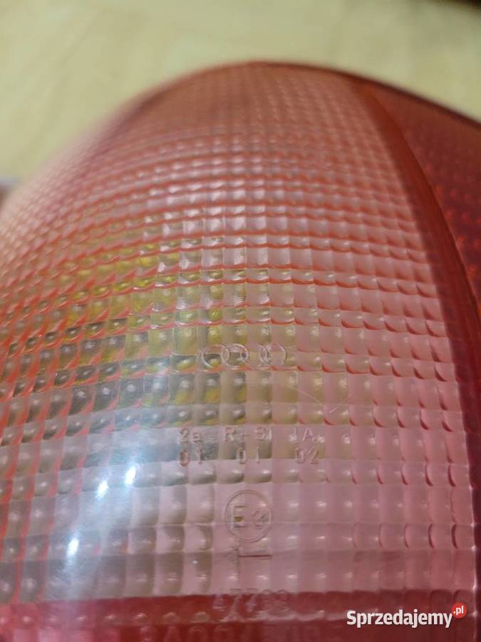 Lampa tylnia Audi 80 b4 sedan osobowe Cholerzyn