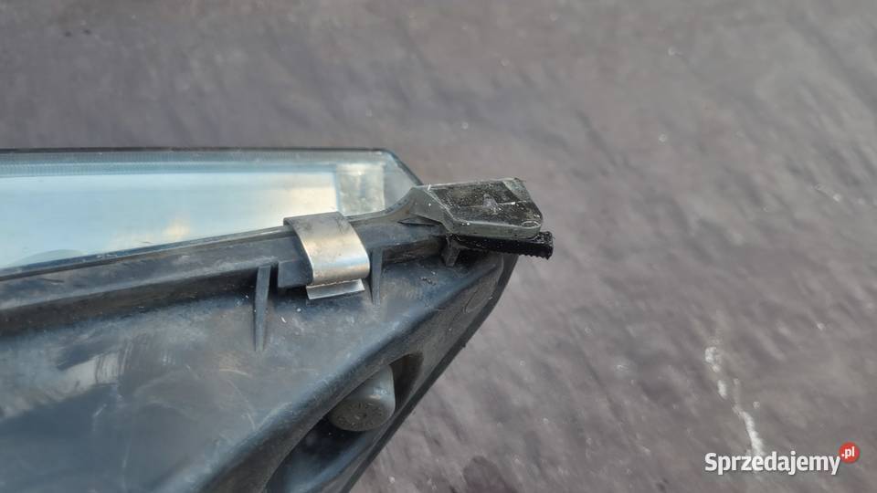 FORD FOCUS MK1 LIFT REFLEKTOR PRAWY LAMPA PRZÓD Ruda Śląska