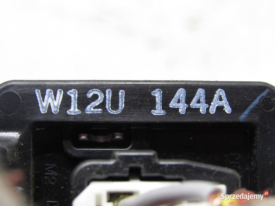 REZYSTOR OPORNICA DMUCHAWY SUZUKI SWIFT VI MK8