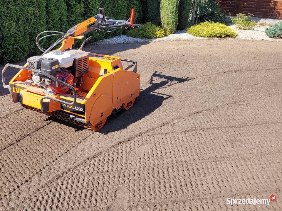 Siew trawy maszynowy wysiew siewnik do trawy Zamość