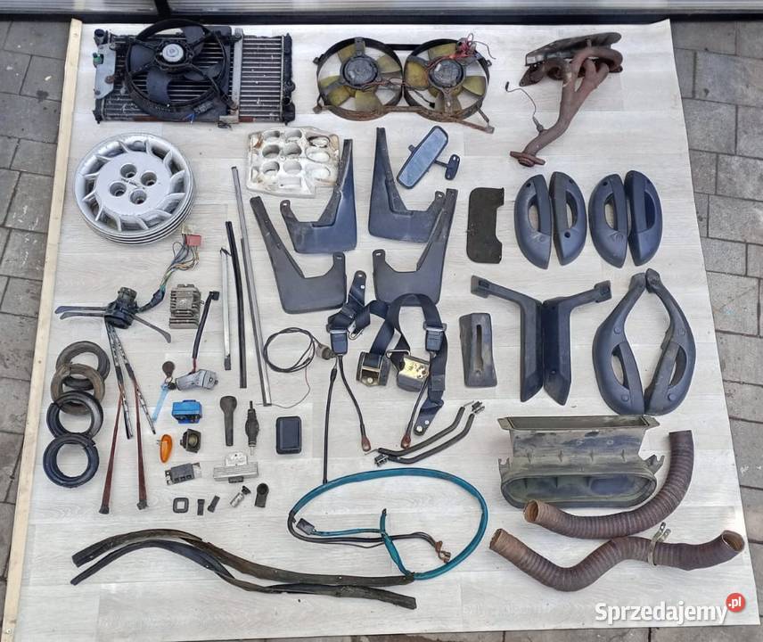 polonez Caro minus alternator rozrusznik deska Krzeszowice