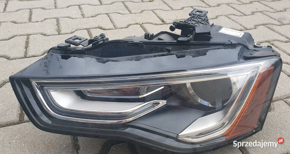 Lampa przednia Xenon Audi A5 8TLift 2013rwersja lubelskie