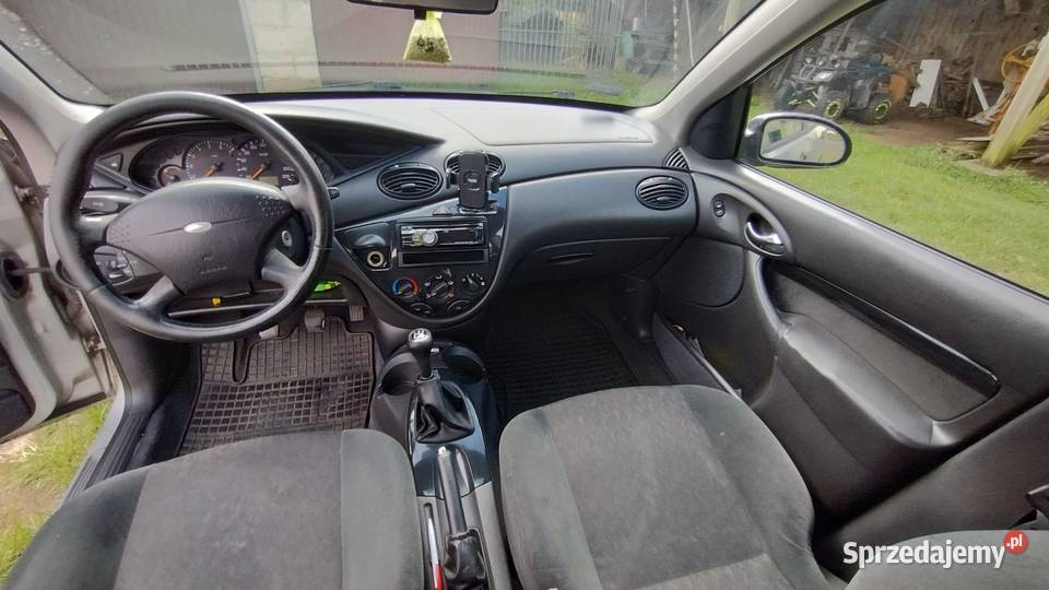 Ford Focus 16 Benzyna 2001 Barlinek