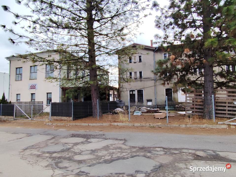 Działka 51a z budynkami 2650m2 centrum Ustronia 5100m2 Ustroń