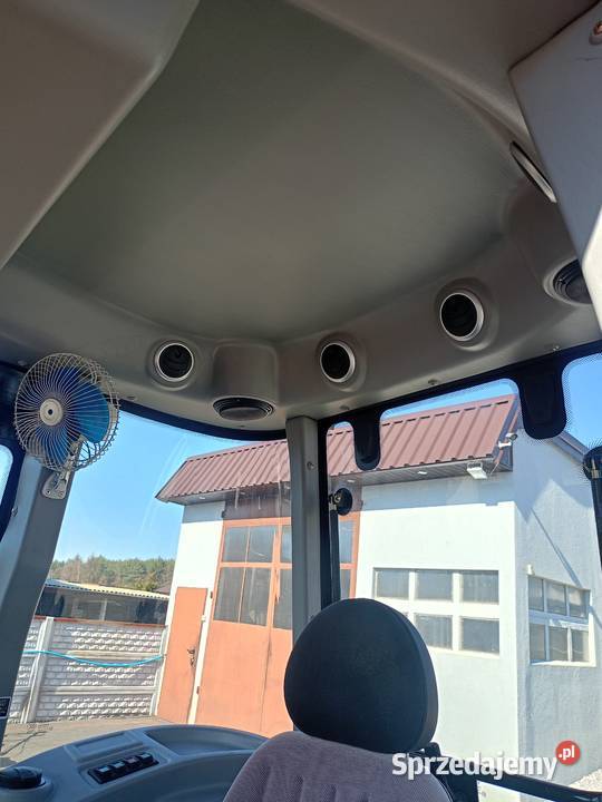 Ciągnik rolniczy dongfeng DF504G3