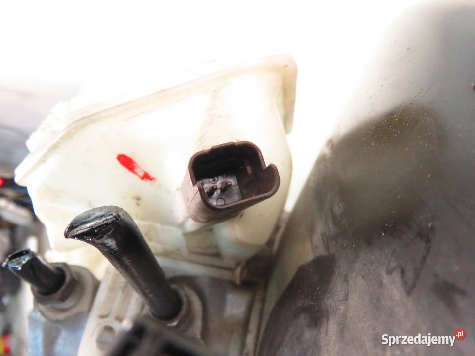 SERWO CITROEN DS4 16 HDi 115 9HD DV6C 0204711153