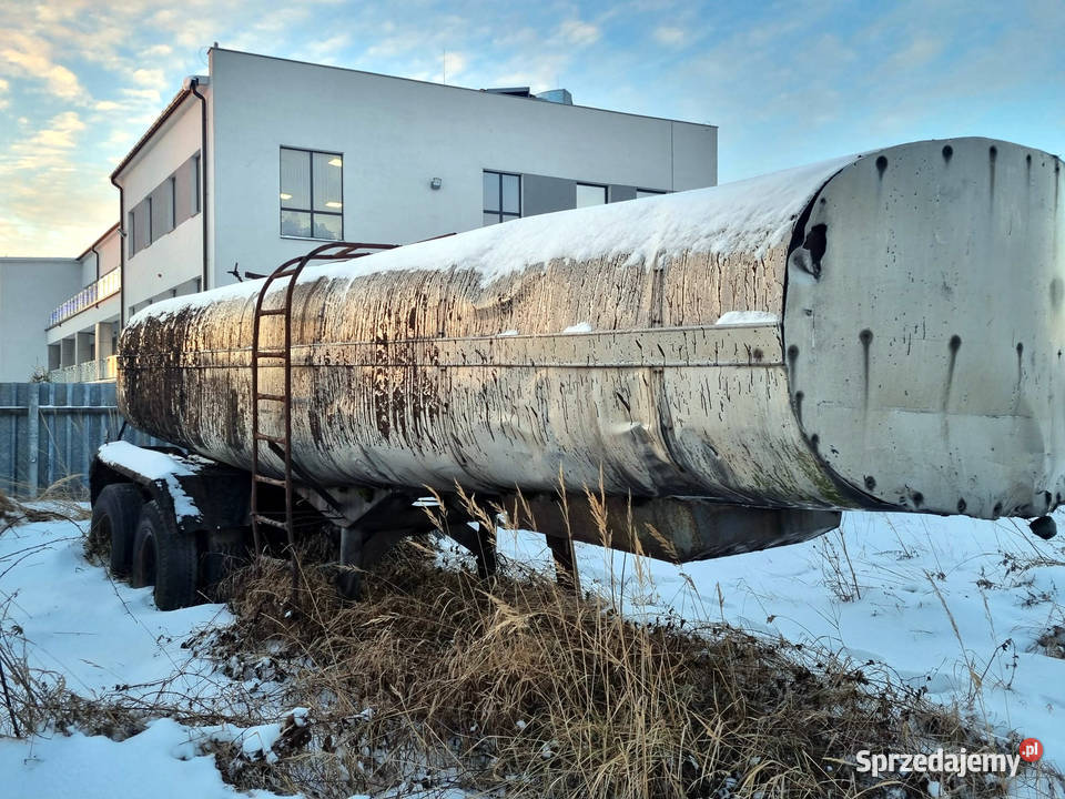 Zbiornik do magazynowania emulsji