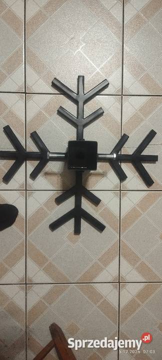 stojak pod choinkę ręczna robota Mędrzechów