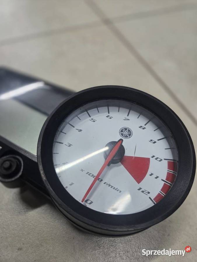 Licznikzegary yamaha yzfr 125 Widzów