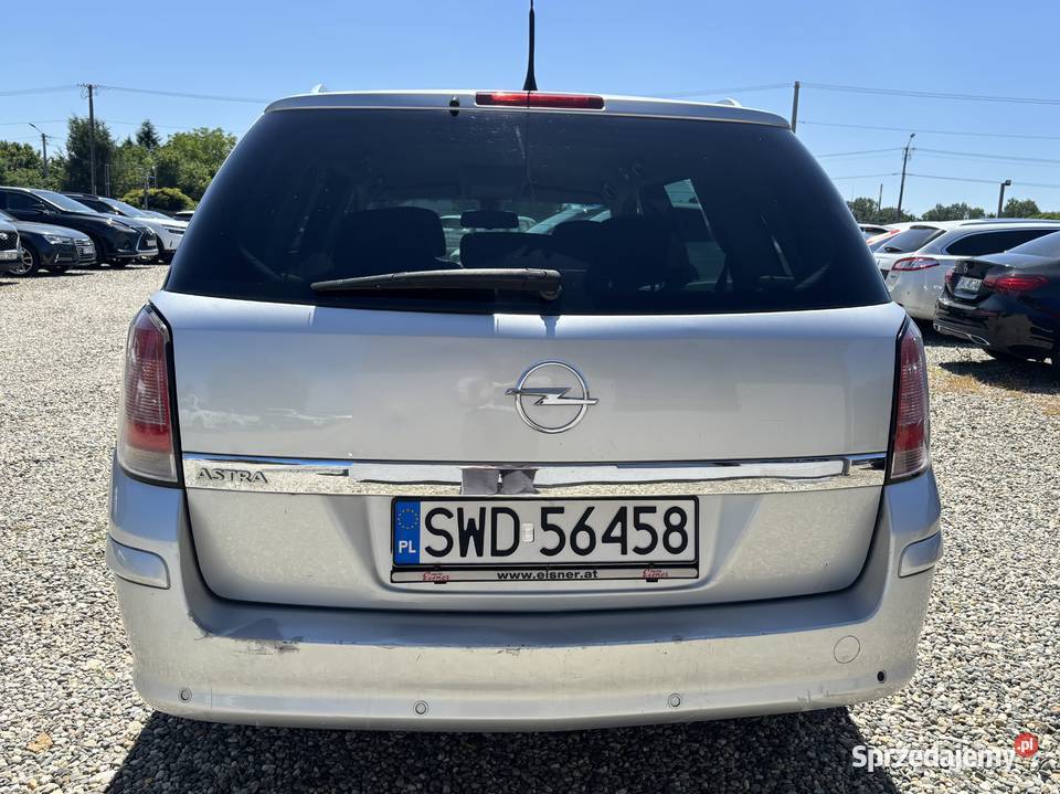 Opel Astra Paniówki
