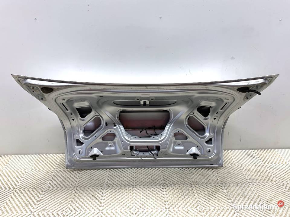 KLAPA TYŁ AUDI A4 B6 SedanLimuzyna 0005 SREBRNY Klapy bagażnika