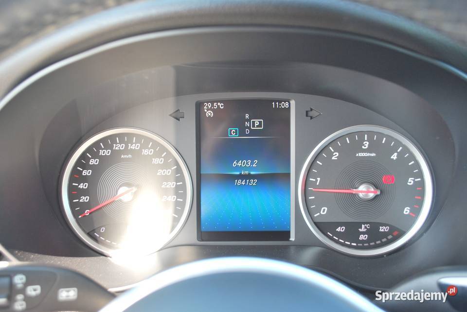 MercedesBenz GLC Automat 4x4 Hak FV VAT Navi Nowy Sącz sprzedam