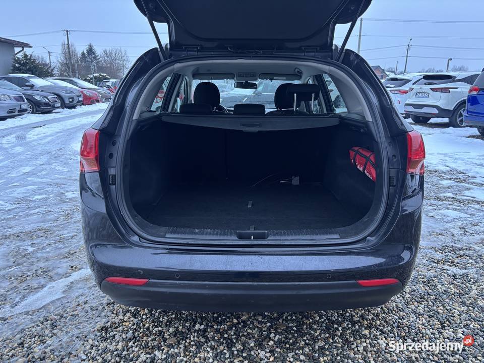 Kia Ceed kupiony w polskim salonie Samochody osobowe