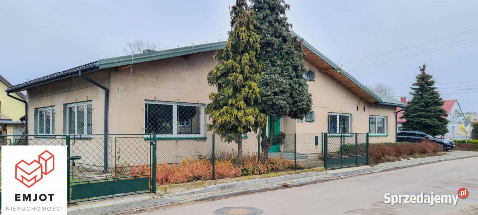 Lokal sprzedam 200 metrów Zduńska Wola sprzedam