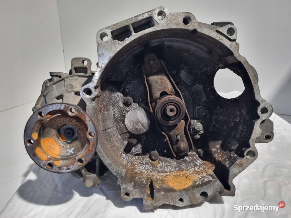 SKRZYNIA BIEGÓW VW Touran 14 TSI JCQ manualna osobowe Skrzynie biegów manualne Rudka