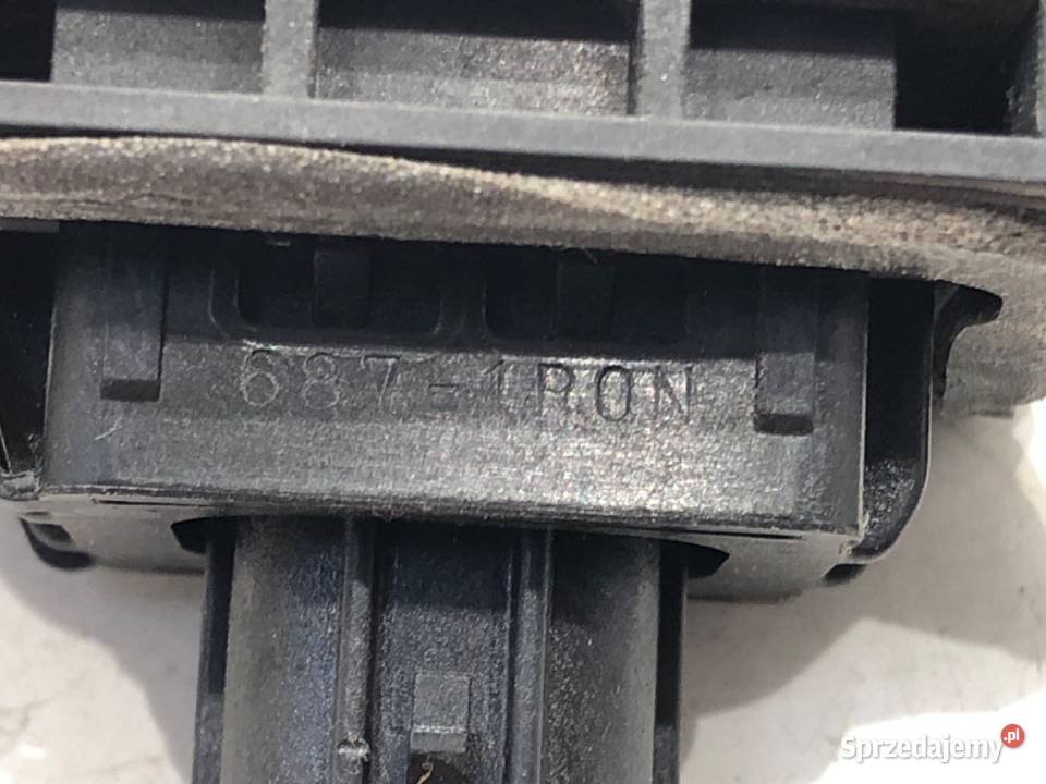 KLAMKA KLAPY TYŁ TOYOTA COROLLA E21 osobowe