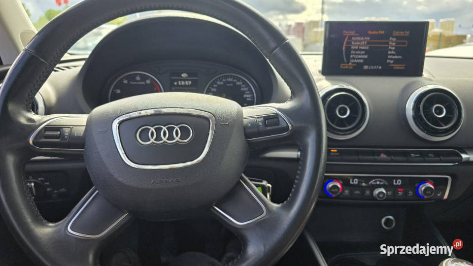 Audi A3 Sportback Duża navi ledy xsenon duzym światła do jazdy dziennej Lębork