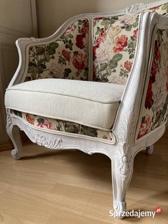 Dębowy fotel ludwikowski Wilczyn