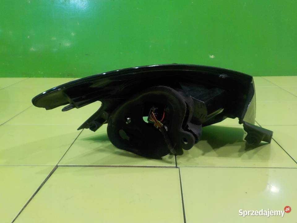 CITROEN DS4 16 EHDI 14r HB 5D lampa prawa tyl osobowe mazowieckie Suków sprzedam