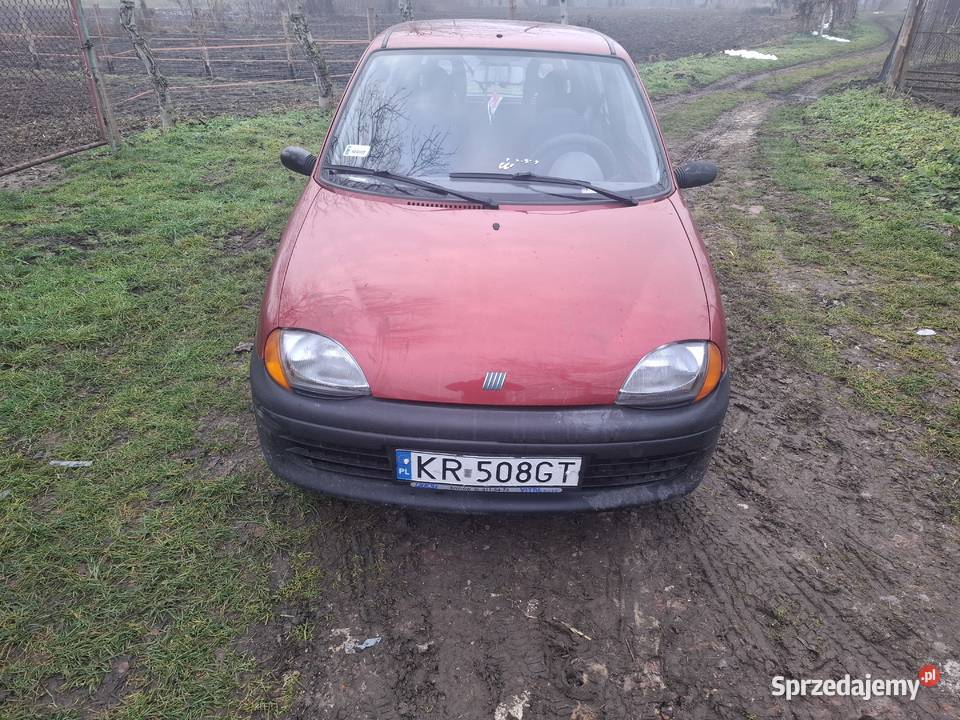 Sprzedam auto saicento 900 Rok produkcji 1999 Samochody osobowe Kraków