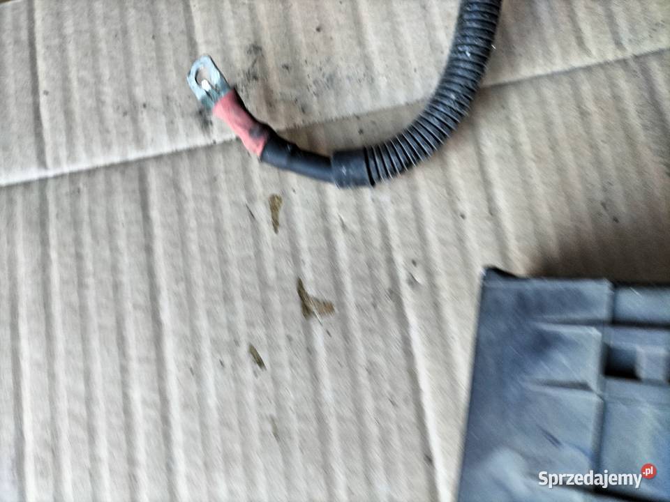 PRZEWOD PLUSOWY SKRZYNKA BEZPIECZNIKÓW 90520730