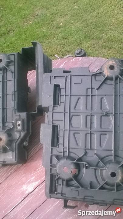 Podstawa pod akumulator Renault Laguna 2 19 DCI