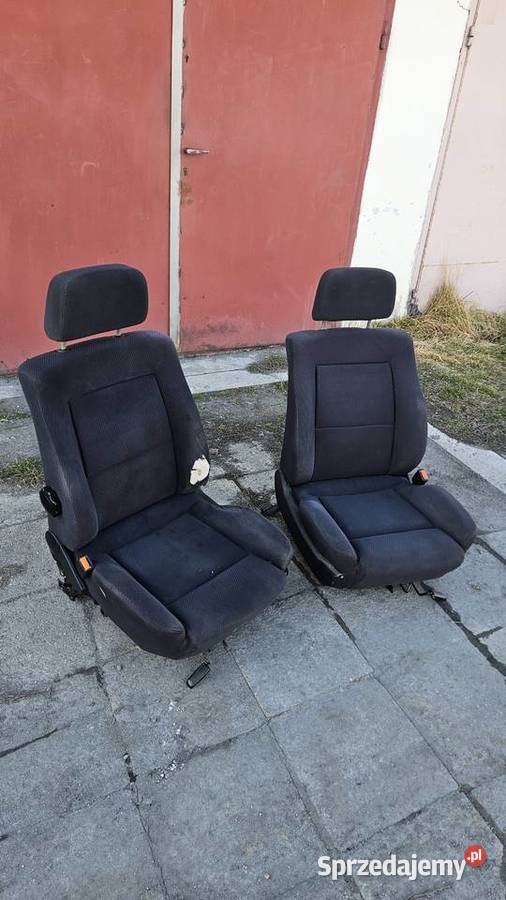 Fotele półkubełki kubły Audi 80 B4 Krosno