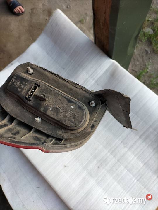 BMW E39 KOMBI LAMPA TYŁ TYLNA LEWA lubelskie Kamień-Kolonia sprzedam