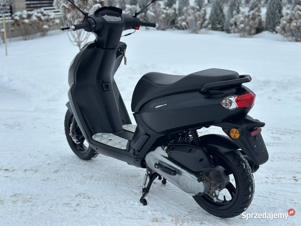 Skuter Peugeot Kisbee 2019r 50cc 4t BLACK Siedlce