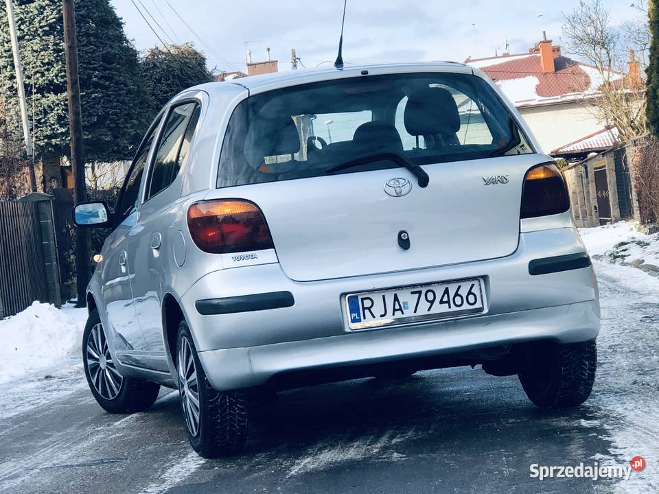 Toyota Yaris I Face lifting 14D4D 75 5drzwi Przeworsk