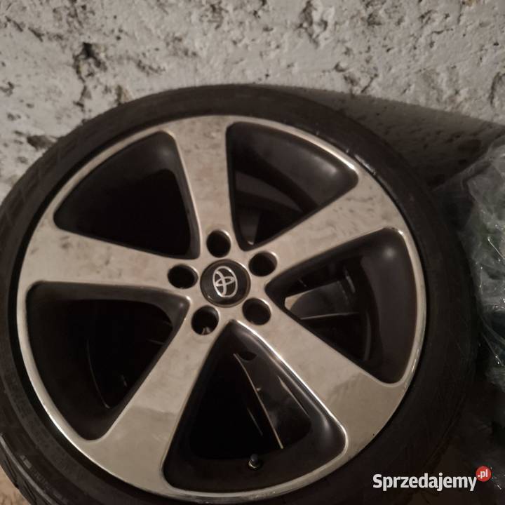Sprzedam koła 18 toyoty avensis t27
