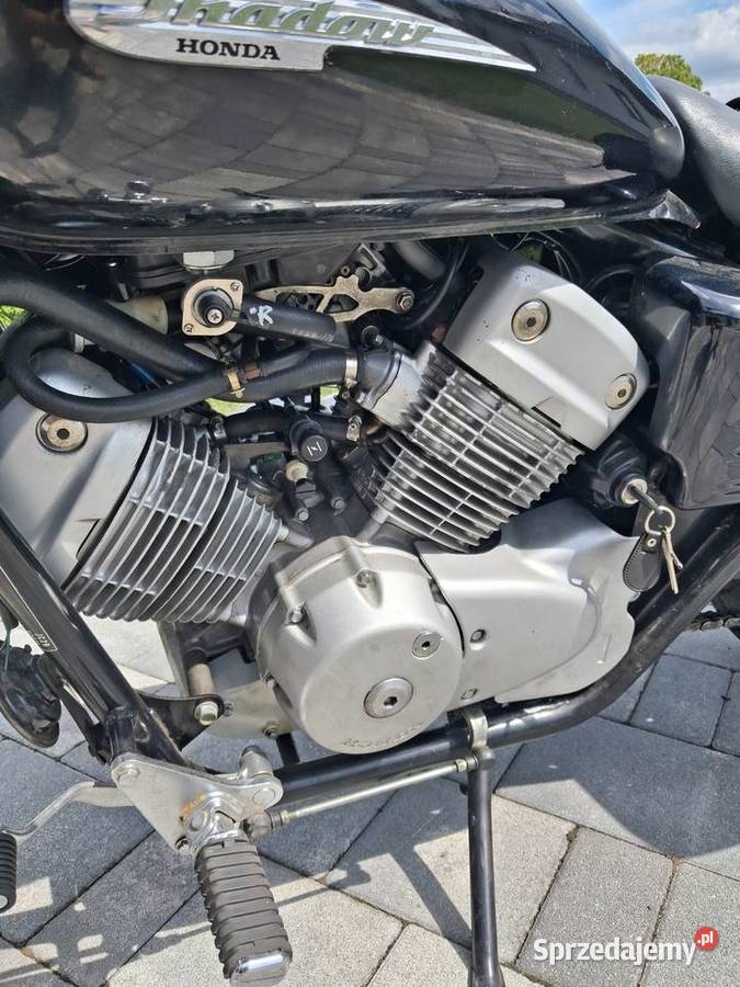 Honda Shadow 125 Rok produkcji 2000 łódzkie Czerno